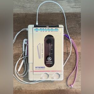 GE Walkman cassette bud winder